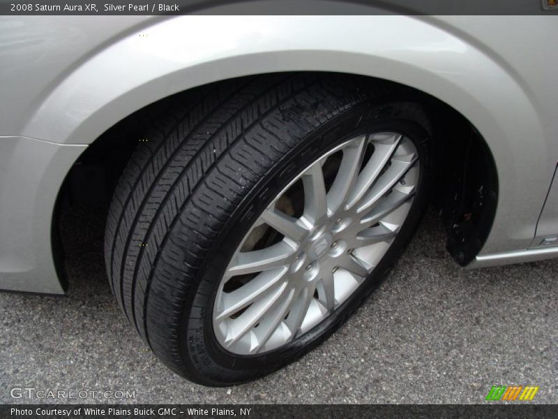 Silver Pearl / Black 2008 Saturn Aura XR