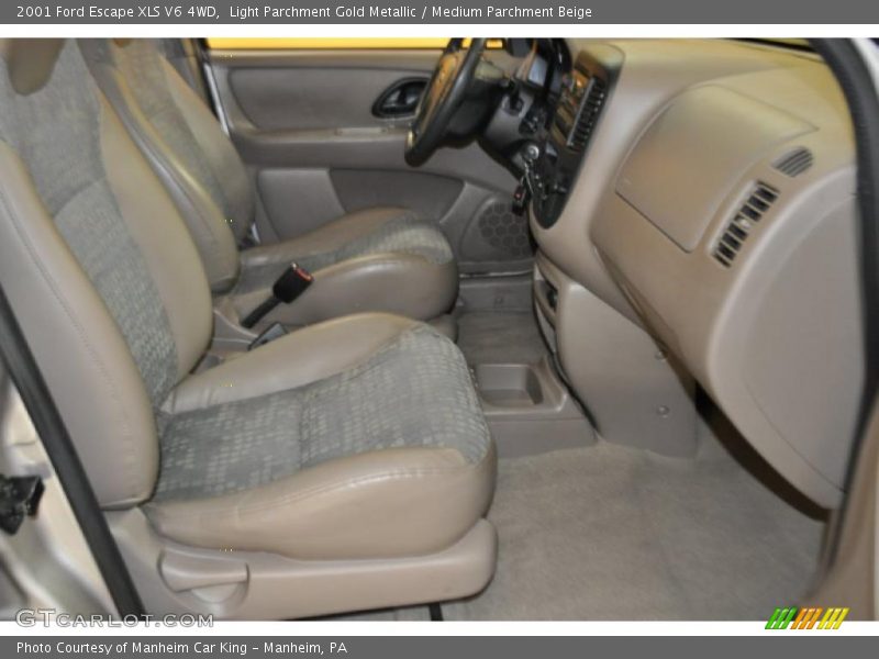 Light Parchment Gold Metallic / Medium Parchment Beige 2001 Ford Escape XLS V6 4WD