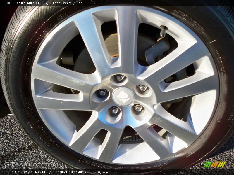 Cream White / Tan 2008 Saturn Aura XE 3.5