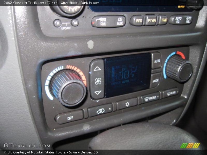 Onyx Black / Dark Pewter 2002 Chevrolet TrailBlazer LTZ 4x4