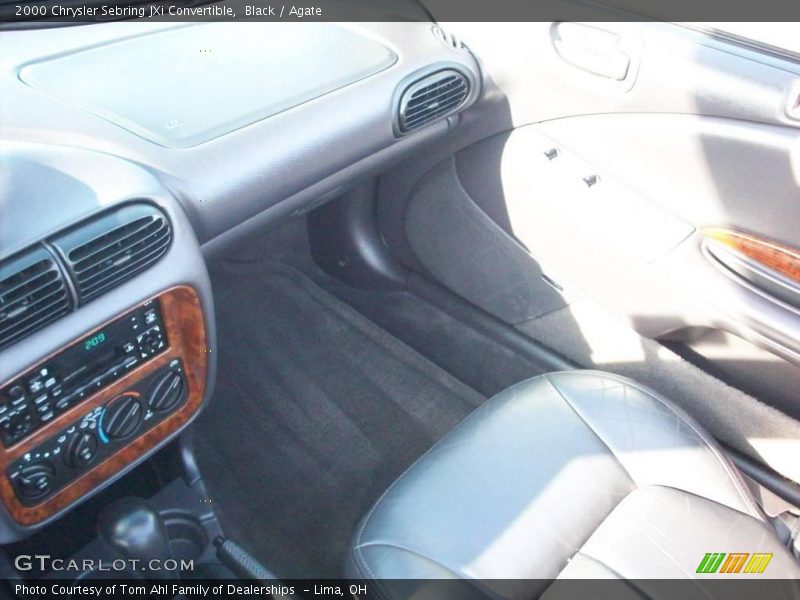 Black / Agate 2000 Chrysler Sebring JXi Convertible
