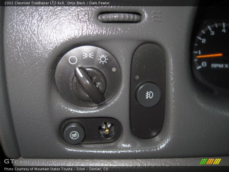 Onyx Black / Dark Pewter 2002 Chevrolet TrailBlazer LTZ 4x4