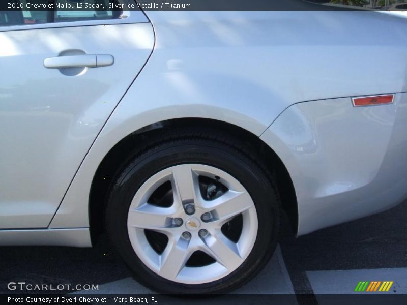 Silver Ice Metallic / Titanium 2010 Chevrolet Malibu LS Sedan