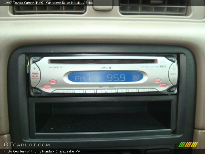 Cashmere Beige Metallic / Beige 1997 Toyota Camry LE V6