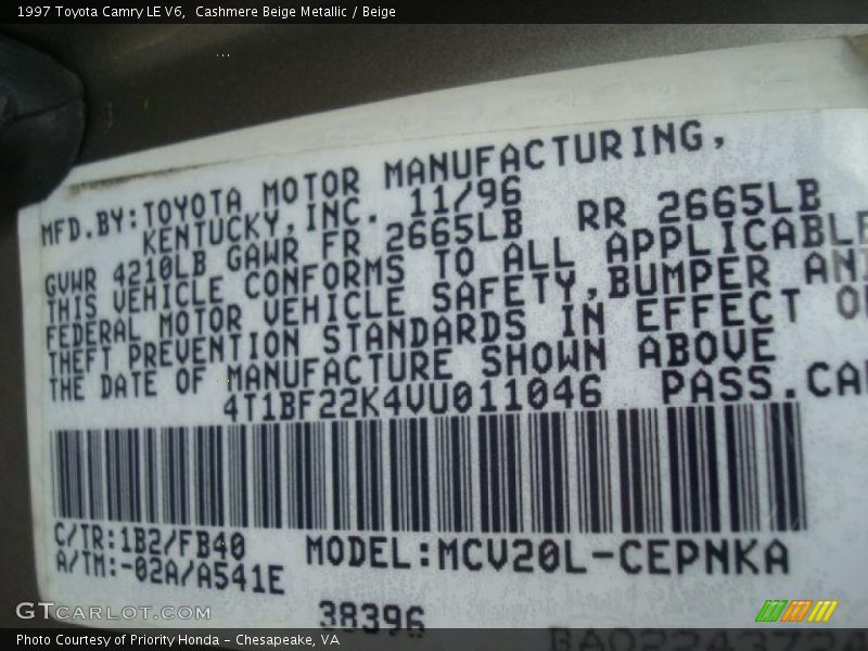 Cashmere Beige Metallic / Beige 1997 Toyota Camry LE V6