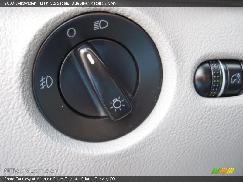 Blue Silver Metallic / Grey 2003 Volkswagen Passat GLS Sedan