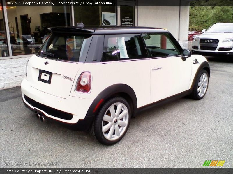 Pepper White / Grey/Carbon Black 2007 Mini Cooper S Hardtop