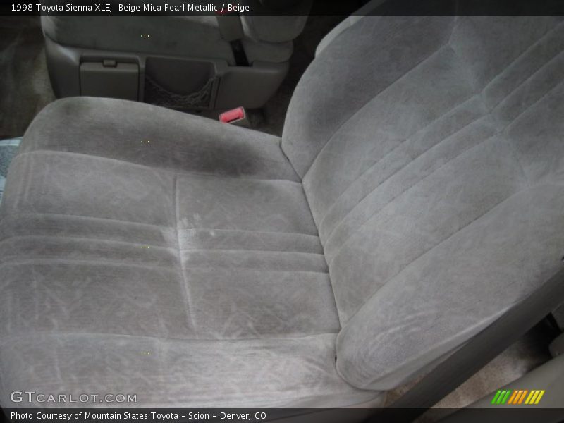 Beige Mica Pearl Metallic / Beige 1998 Toyota Sienna XLE
