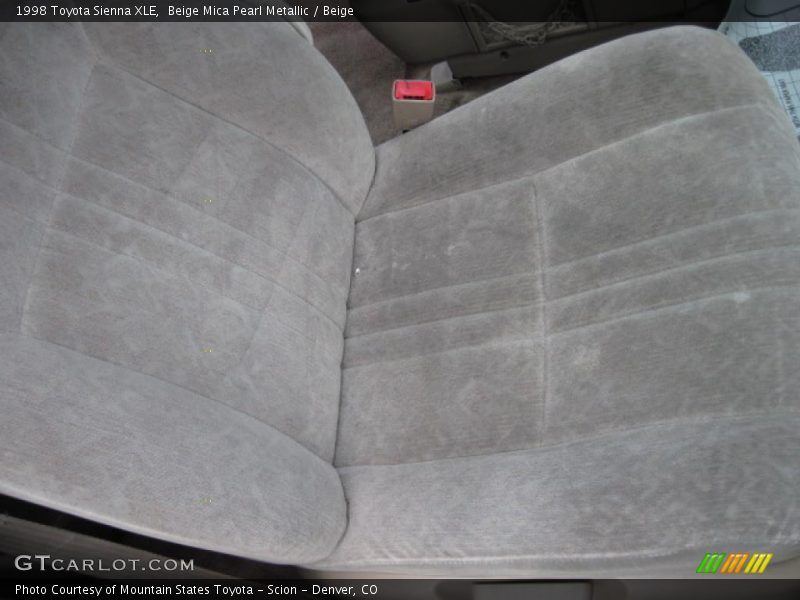 Beige Mica Pearl Metallic / Beige 1998 Toyota Sienna XLE
