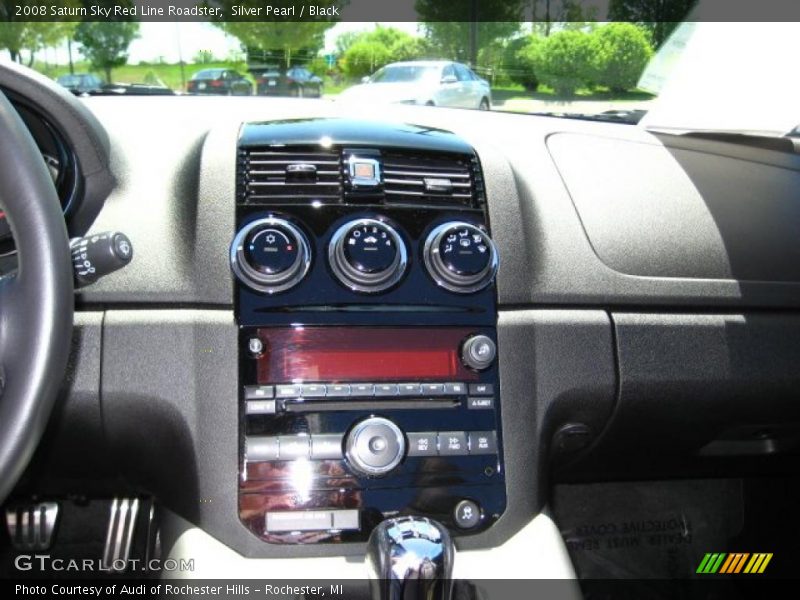 Silver Pearl / Black 2008 Saturn Sky Red Line Roadster