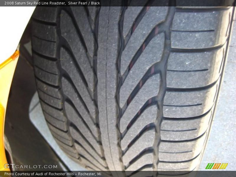 Silver Pearl / Black 2008 Saturn Sky Red Line Roadster