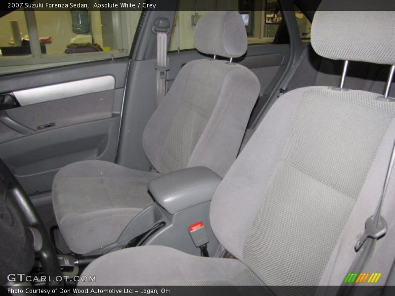 Absolute White / Grey 2007 Suzuki Forenza Sedan