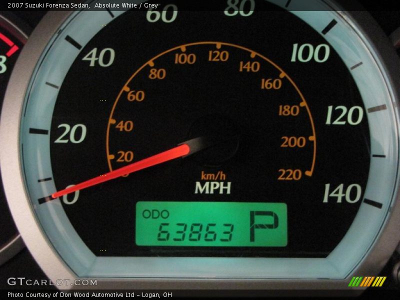 Absolute White / Grey 2007 Suzuki Forenza Sedan