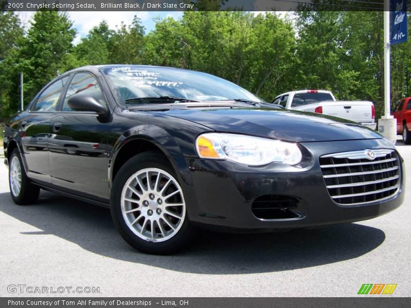 Brilliant Black / Dark Slate Gray 2005 Chrysler Sebring Sedan