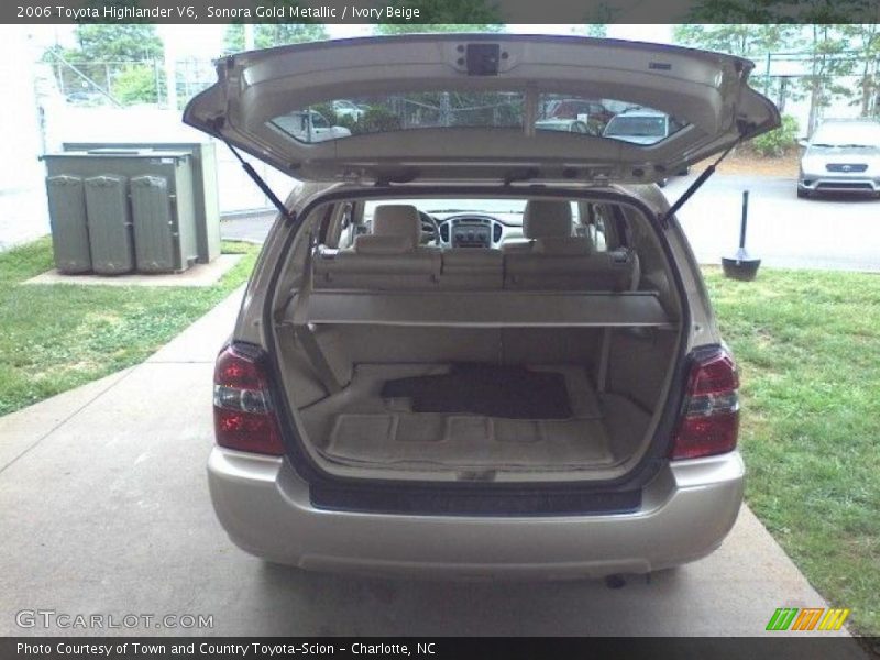 Sonora Gold Metallic / Ivory Beige 2006 Toyota Highlander V6