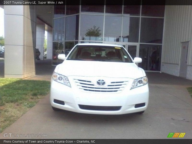 Super White / Ash 2007 Toyota Camry LE