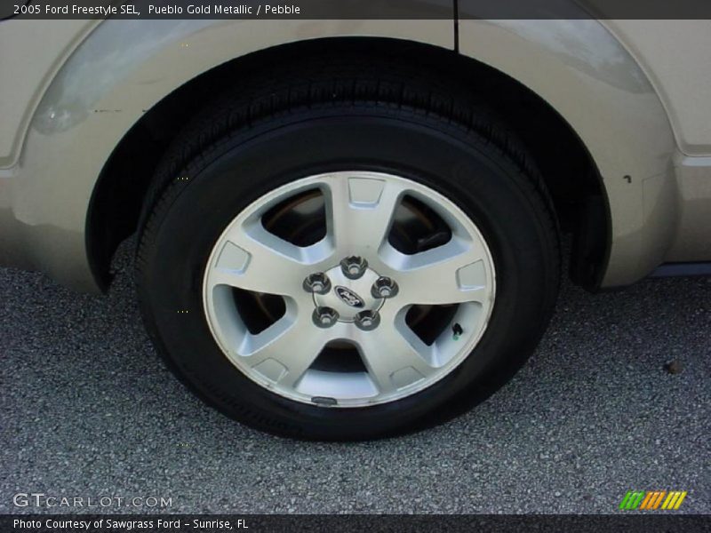 Pueblo Gold Metallic / Pebble 2005 Ford Freestyle SEL