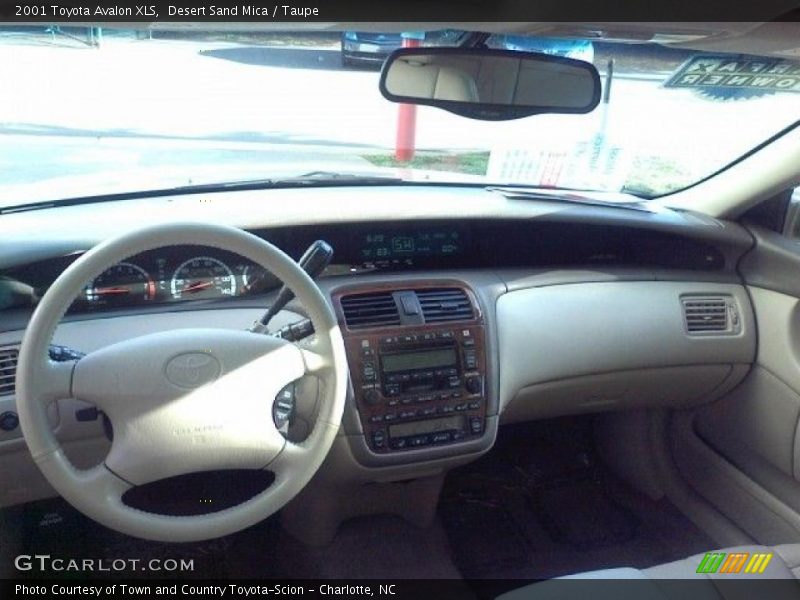 Desert Sand Mica / Taupe 2001 Toyota Avalon XLS