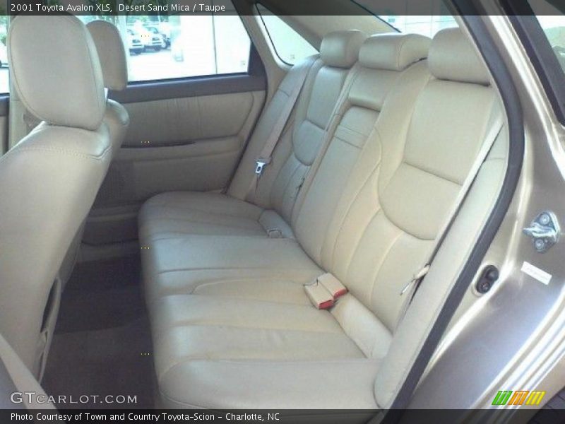 Desert Sand Mica / Taupe 2001 Toyota Avalon XLS