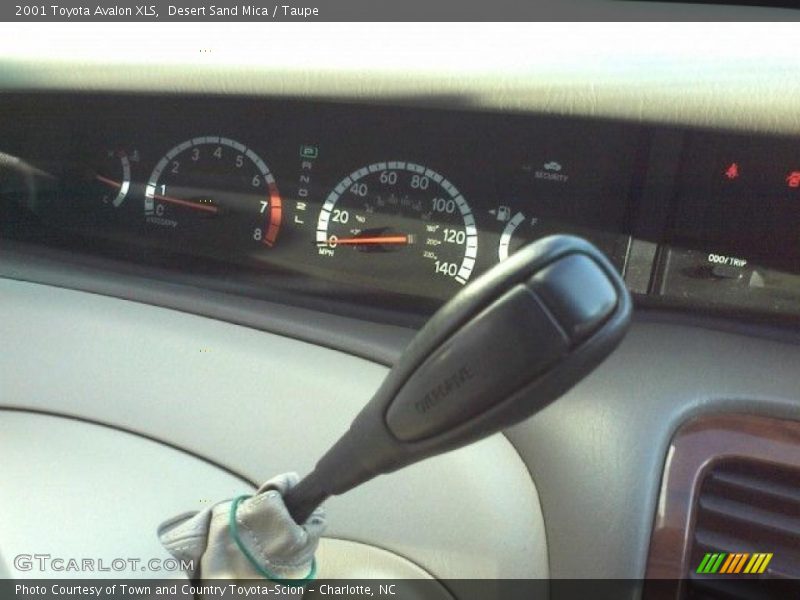 Desert Sand Mica / Taupe 2001 Toyota Avalon XLS