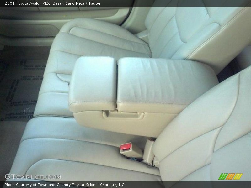 Desert Sand Mica / Taupe 2001 Toyota Avalon XLS