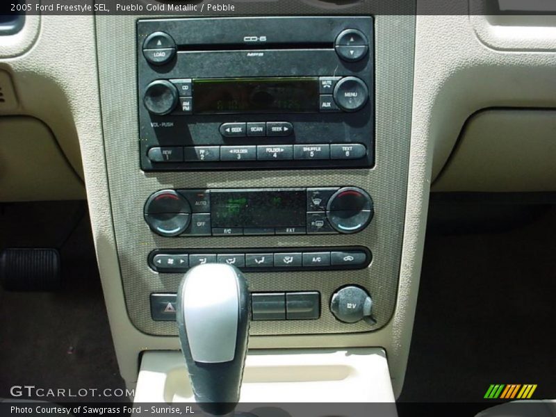 Pueblo Gold Metallic / Pebble 2005 Ford Freestyle SEL