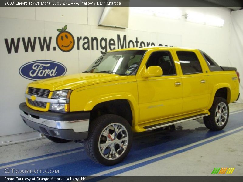 Yellow / Dark Charcoal 2003 Chevrolet Avalanche 1500 Z71 4x4