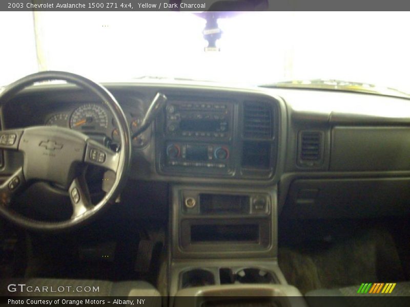 Yellow / Dark Charcoal 2003 Chevrolet Avalanche 1500 Z71 4x4