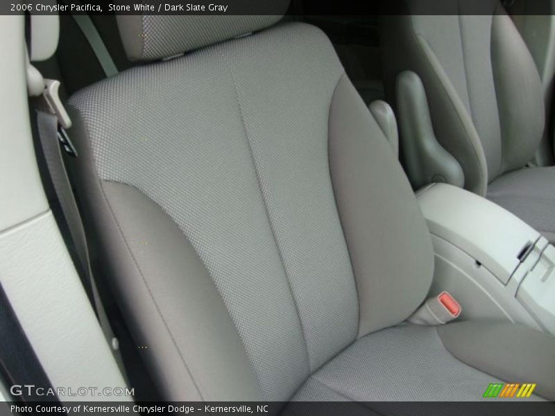 Stone White / Dark Slate Gray 2006 Chrysler Pacifica