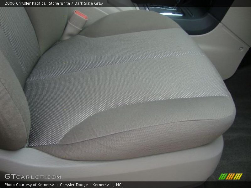 Stone White / Dark Slate Gray 2006 Chrysler Pacifica