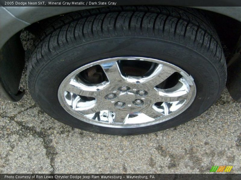 Mineral Gray Metallic / Dark Slate Gray 2005 Dodge Neon SXT