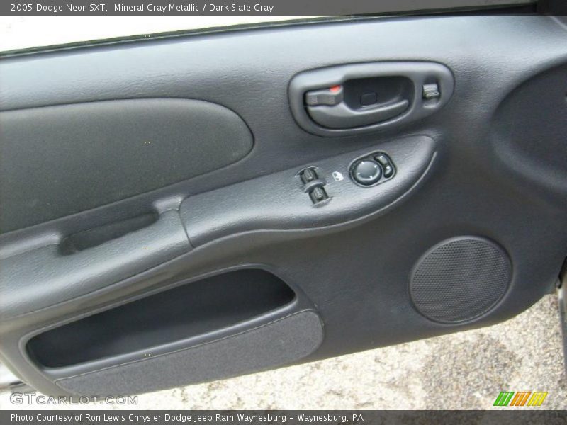 Mineral Gray Metallic / Dark Slate Gray 2005 Dodge Neon SXT