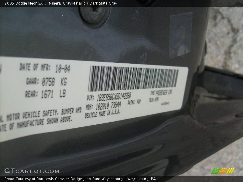 Mineral Gray Metallic / Dark Slate Gray 2005 Dodge Neon SXT