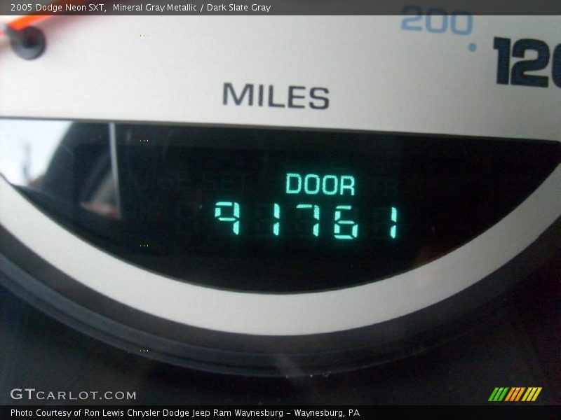 Mineral Gray Metallic / Dark Slate Gray 2005 Dodge Neon SXT