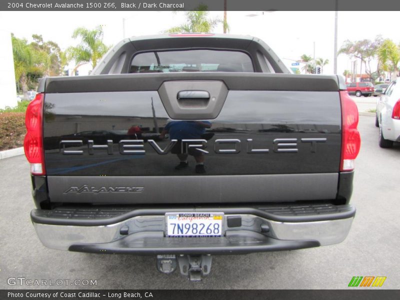 Black / Dark Charcoal 2004 Chevrolet Avalanche 1500 Z66