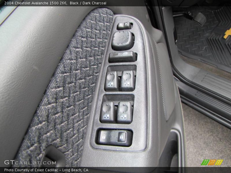 Black / Dark Charcoal 2004 Chevrolet Avalanche 1500 Z66