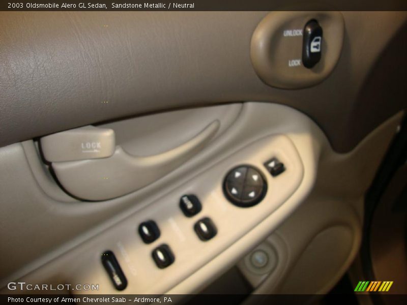 Sandstone Metallic / Neutral 2003 Oldsmobile Alero GL Sedan