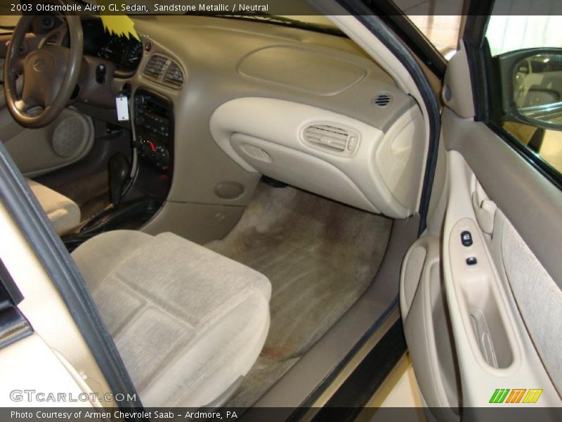 Sandstone Metallic / Neutral 2003 Oldsmobile Alero GL Sedan