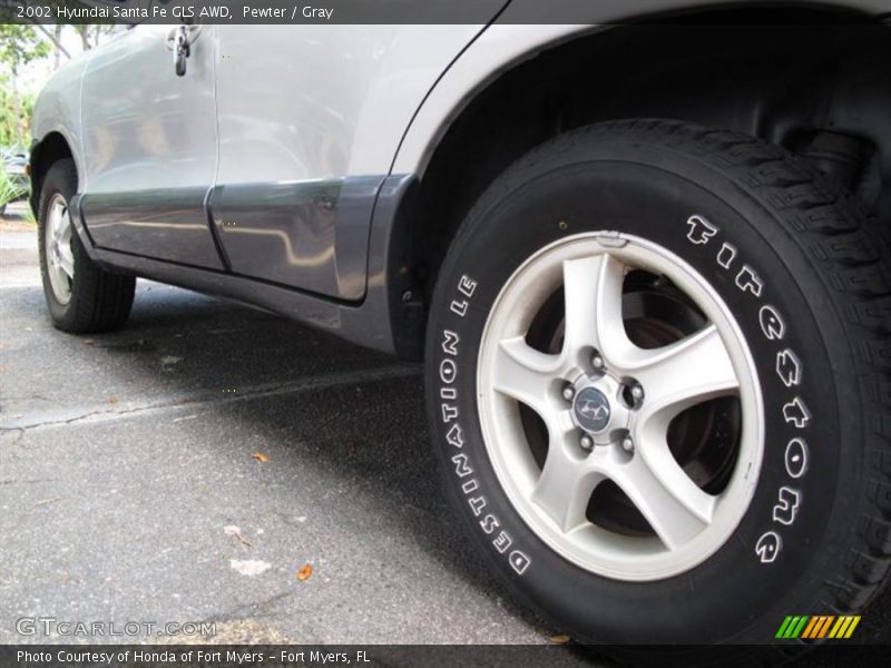 Pewter / Gray 2002 Hyundai Santa Fe GLS AWD