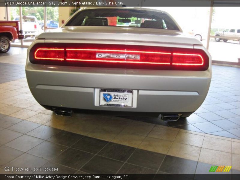 Bright Silver Metallic / Dark Slate Gray 2010 Dodge Challenger R/T