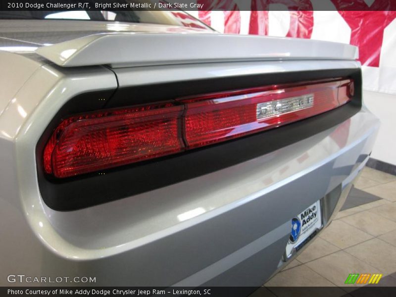 Bright Silver Metallic / Dark Slate Gray 2010 Dodge Challenger R/T