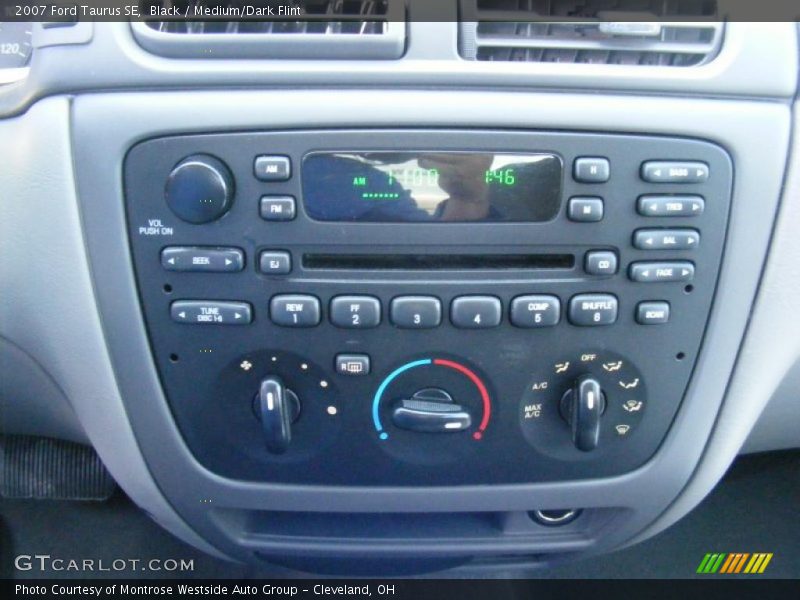 Black / Medium/Dark Flint 2007 Ford Taurus SE