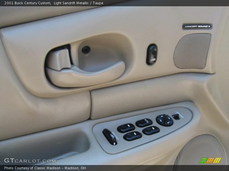 Light Sandrift Metallic / Taupe 2001 Buick Century Custom