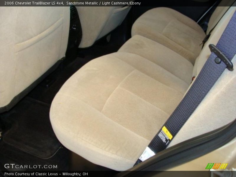 Sandstone Metallic / Light Cashmere/Ebony 2006 Chevrolet TrailBlazer LS 4x4