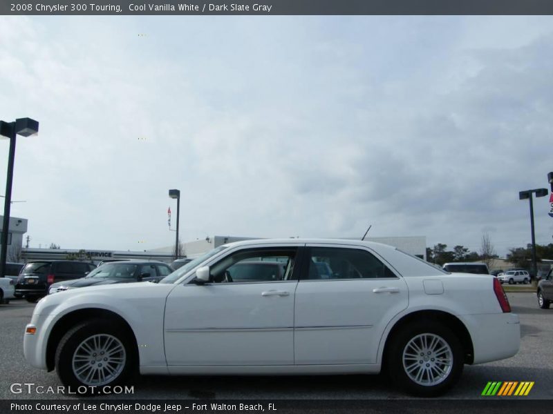 Cool Vanilla White / Dark Slate Gray 2008 Chrysler 300 Touring