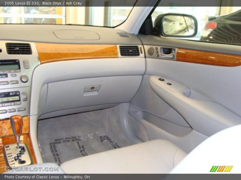Black Onyx / Ash Gray 2005 Lexus ES 330