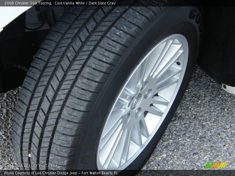 Cool Vanilla White / Dark Slate Gray 2008 Chrysler 300 Touring