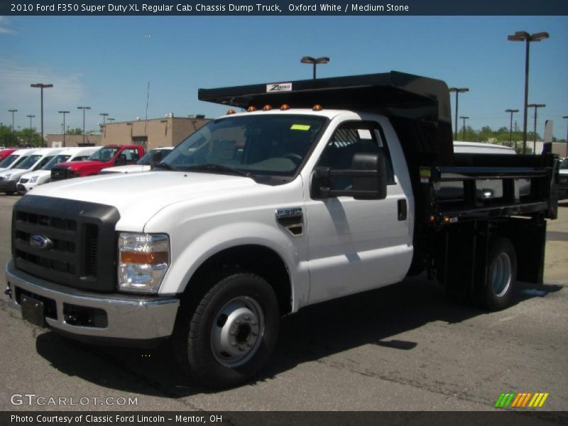 Oxford White / Medium Stone 2010 Ford F350 Super Duty XL Regular Cab Chassis Dump Truck
