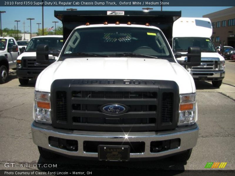 Oxford White / Medium Stone 2010 Ford F350 Super Duty XL Regular Cab Chassis Dump Truck