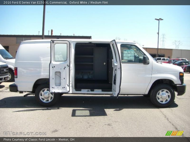 Oxford White / Medium Flint 2010 Ford E Series Van E150 XL Commericial
